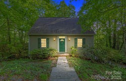 124 Hilltop Road, Black Mountain, NC 28711