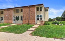 8950 N 95th St, Milwaukee, WI 53224