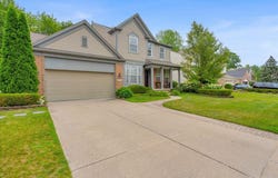 8136 Parkside Drive, Westland, MI 48185