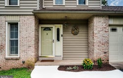4 NASSAU CIRCLE, READING, PA 19607