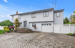 302 Blackheath Road, Lido Beach, NY 11561