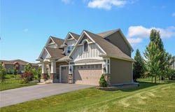 9871 7th Street N, Lake Elmo, MN 55042