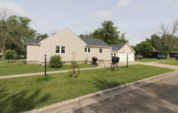 302 Meadow Street, Royal, IA 51357