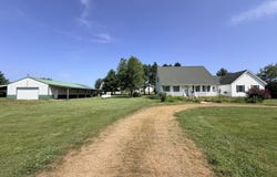 6789 Powers Church Road, Metropolis, IL 62960
