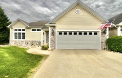 115 Stony Ridge Court, Hillsdale, MI 49242