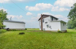 4662 Hazelton Etna Road, Johnstown, OH 43031