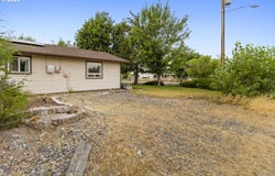 690 NE OREGON AVE, Irrigon, OR 97844