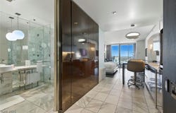 4381 W FLAMINGO Road, Las Vegas, NV 89103
