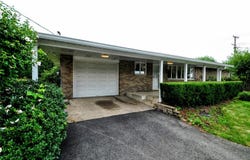 1572 Marion Ave, Monessen, PA 15062
