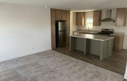 725 W Thornton Avenue, Hemet, CA 92543