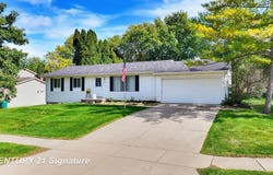 429 Holland Road, Flushing, MI 48433-2115