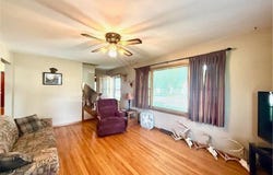 819 Washington Street E, Caledonia, MN 55921