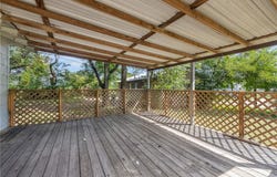 1303 West Main Street, Madisonville, TX 77864