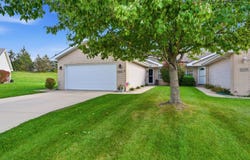 1233 W 82nd Lane, Merrillville, IN 46410