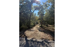 628 Leisure Ln, Cedar Creek, TX 78612