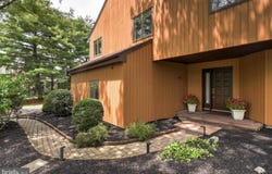 6 ARNOLD DRIVE, PRINCETON JUNCTION, NJ 08550