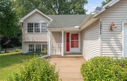 1571 Summit Avenue, Saint Paul Park, MN 55071