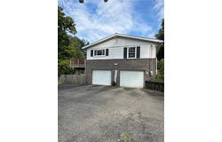 143 La Ray Dr, Center Twp, PA 16001
