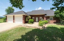 27071 Hayes  LN, Shady Point, OK 74956