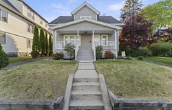 22 Frank St, Worcester, MA 01604