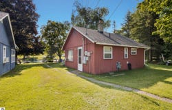 7756 E Maple Street, Central Lake, MI 49622