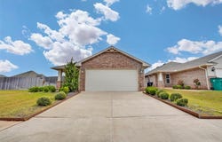 19628 Brookville Drive, Edmond, OK 73012