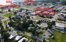 314 6th St, Port St. Joe, FL 32456
