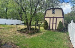 13 Elm Street, Middletown, NY 10940