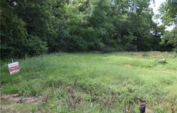 320  E Oak  ST, Stilwell, OK 74960