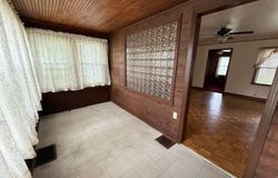 902 South 5th St, Monmouth, IL 61462