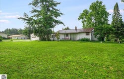 7257 W Esmond Road, Hale, MI 48739