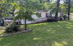 186 Hillbilly Drive, Galena, MO 65656