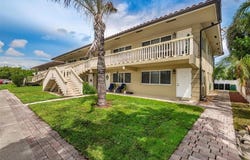 2131 NE 40th Ct #1-8, Lighthouse Point, FL 33064