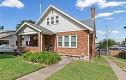 723 Old Orchard Avenue, Excelsior Springs, MO 64024