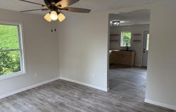525 Leavette Ave, Leitchfield, KY 42754