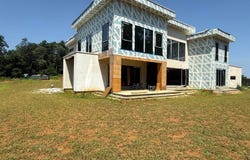 798 Holmdel Road, Holmdel, NJ 07733