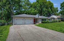 5112 Rock Creek Lane, Mission, KS 66205