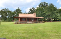2093 Hartsford, Tennille, GA 31089