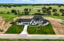 5005 Glenoaks Court, Weatherford, TX 76088