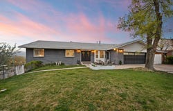 9750 S INDIAN RIDGE Dr, Sandy, UT 84092