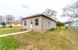 205 Highland Street, Nappanee, IN 46550