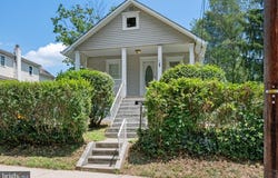 55 S CLINTON AVENUE, MAPLE SHADE, NJ 08052
