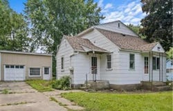 2114 5th Avenue NE, Austin, MN 55912