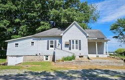 718 2nd Street W, Scott City, MO 63780