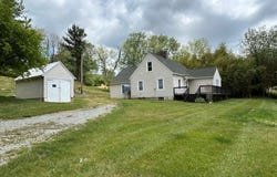 1363 Beaver Dam Rd, Independence, VA 24348