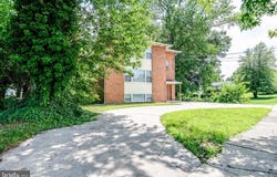 110 WESTON AVENUE, GLOUCESTER CITY, NJ 08030