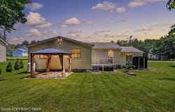 1201 Cambell Way, Tobyhanna, PA 18466