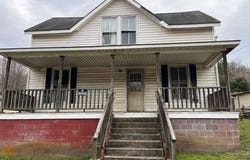 910 W Main Street, Saltville, VA 24370