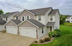 1315 Cascade Circle E, Canton, OH 44708