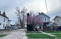 47 Swan Street, Geneva, OH 44041